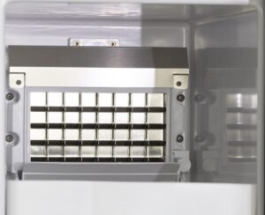 SARO IJsblokjesmachine model EB 30IN